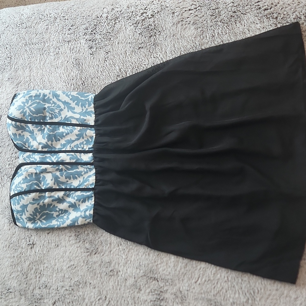 NWT Strapless Vanity Dress